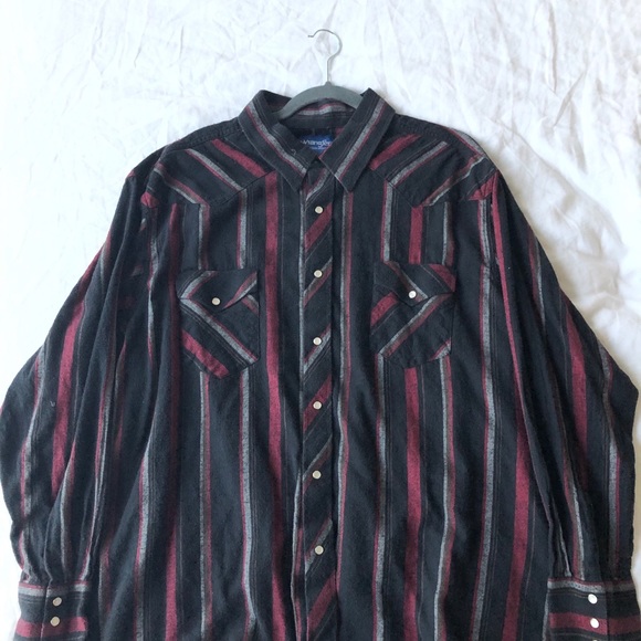 Vintage Wrangler cowboy shirt with stripes - Picture 2 of 3